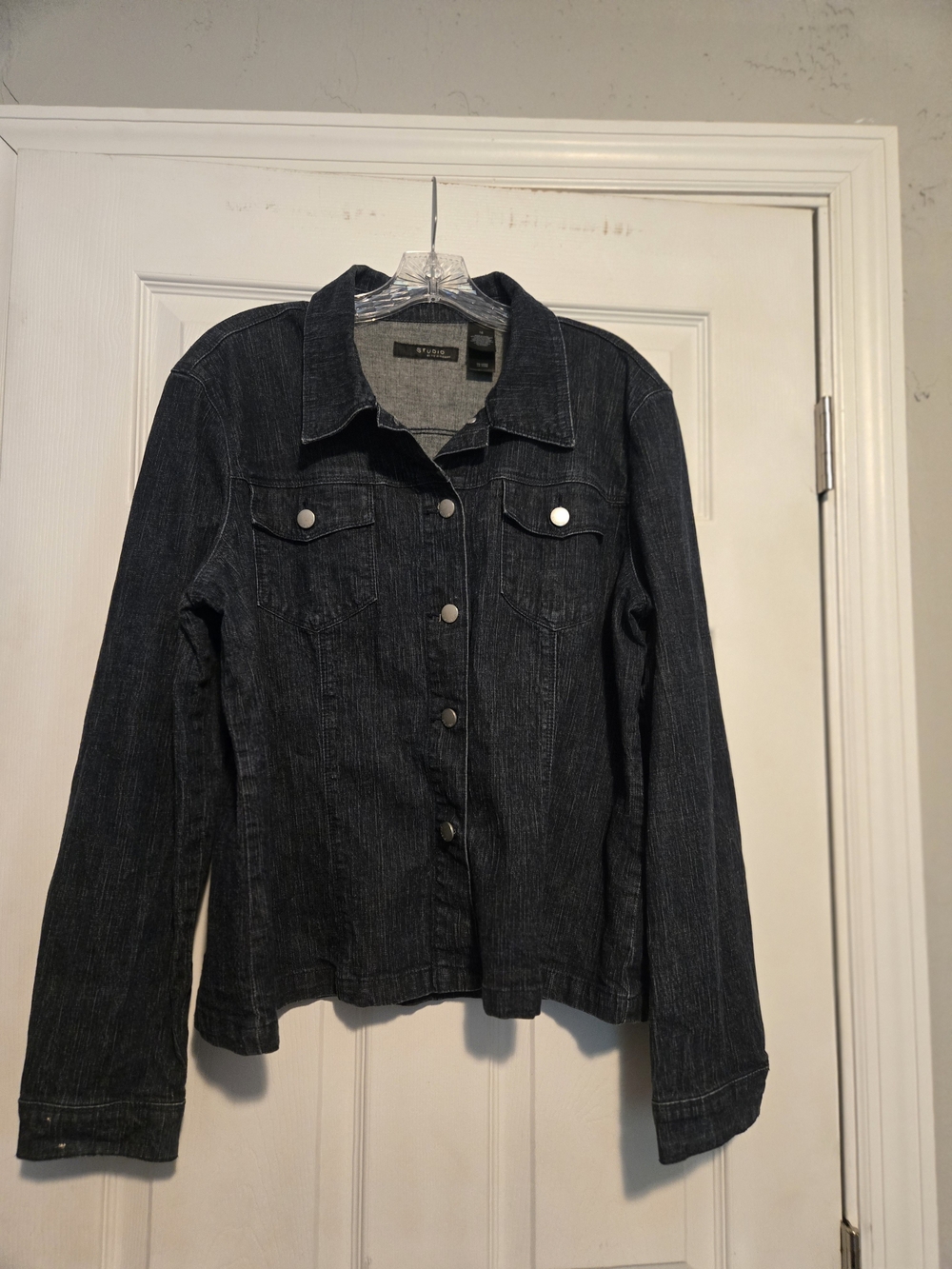 Studio By Liz Claborne SIZE 16 Dark Denim Jean Jacket with Metal Buttons